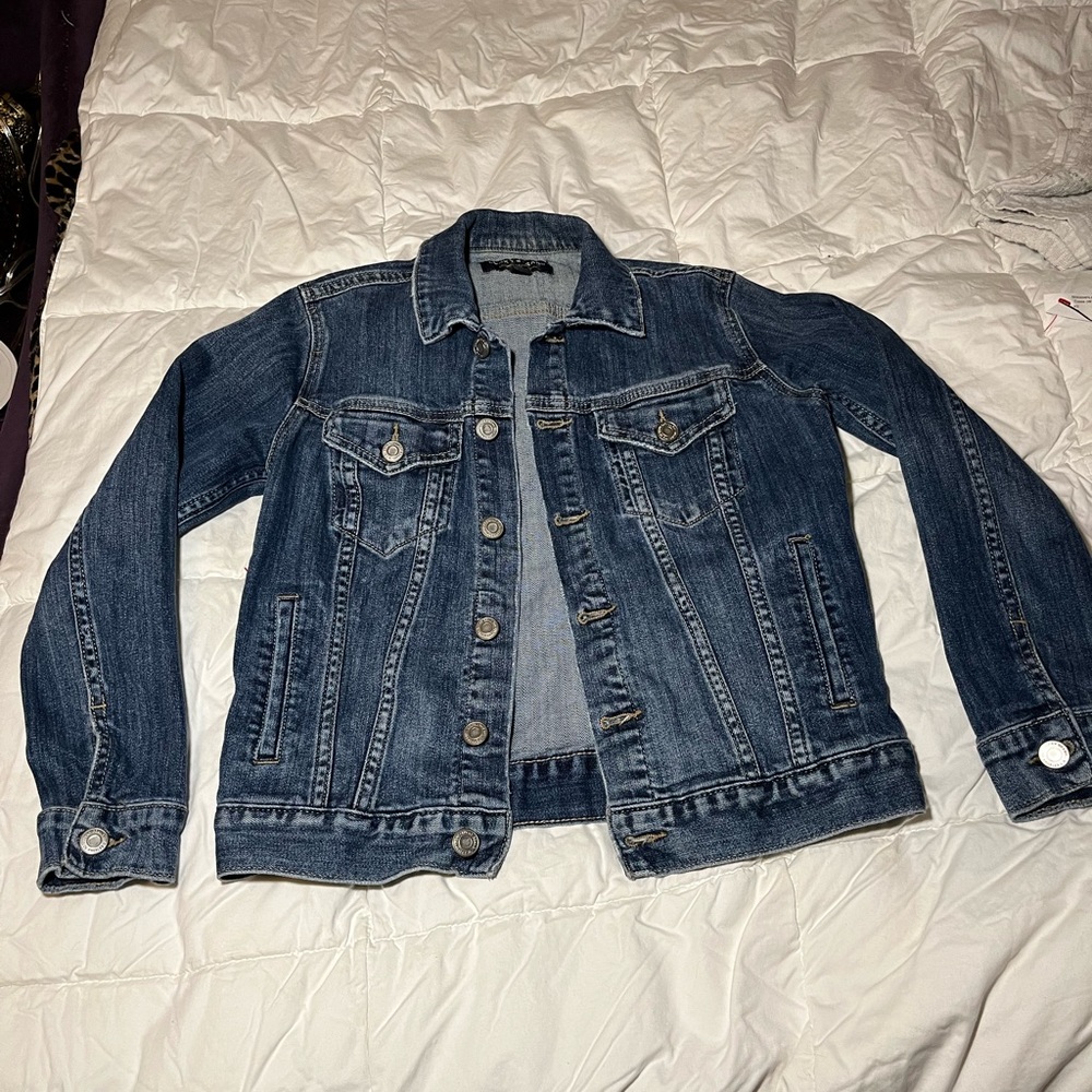 Lucky brand jean jacket size xs